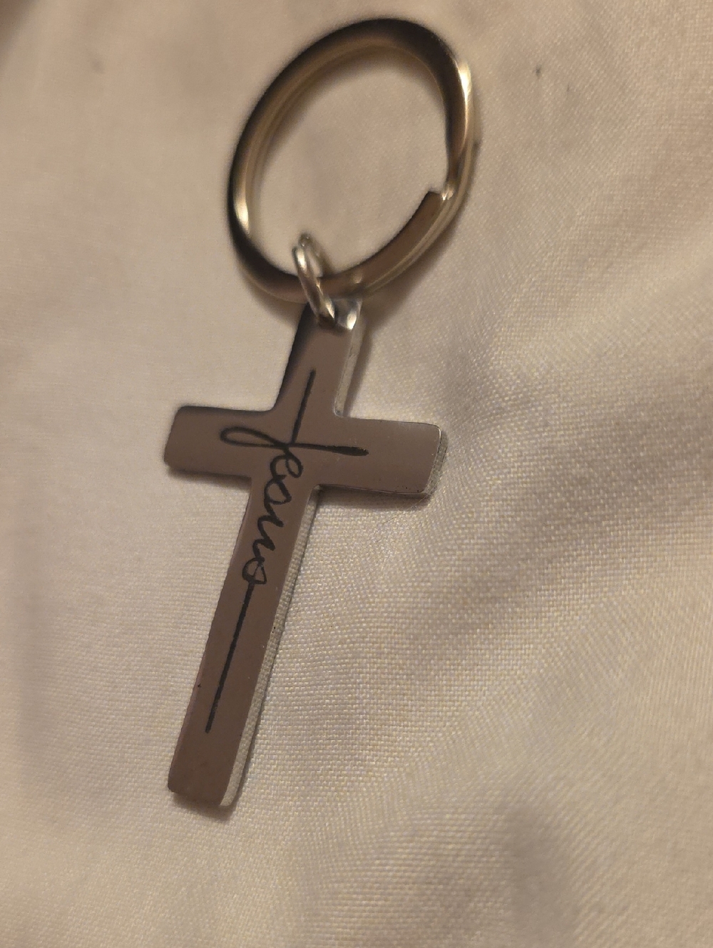 Silver Cross Keychain with 'Jesus' Script - Picture 4 of 6